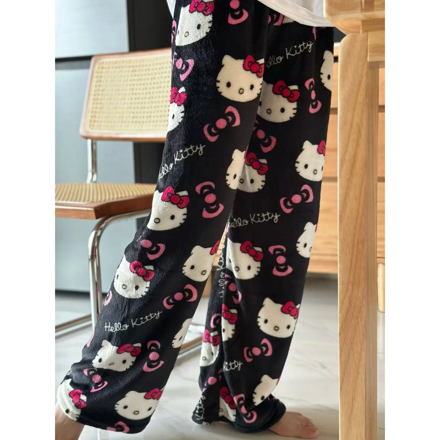 Hello Kitty Flannel Sleeping Pants Women'S Autumn and Winter Velvet Warm Casual Home Graffiti Pants Can Be Worn Outside